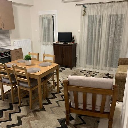Renovated Apartment In The Center Of Larisa Exterior photo