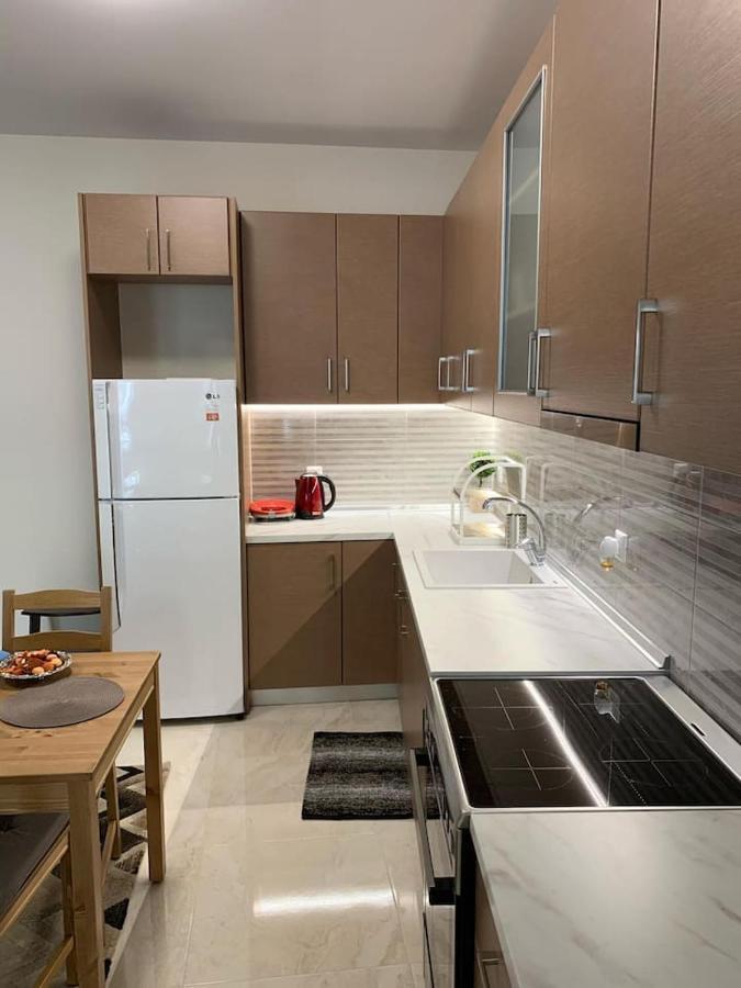 Renovated Apartment In The Center Of Larisa Exterior photo